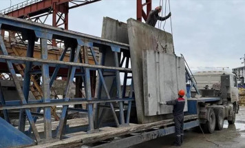 В Якутске в микрорайоне "Звездный" идёт строительство первого дома из изделий модернизированного завода ДСК