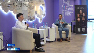 Айсен Николаев встретился с киберспортсменами в центре "Патриот"