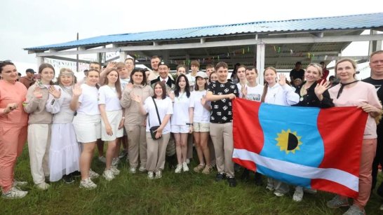 Тысячи молодых людей собрались на фестивале "День молодёжи – 2025" в Якутске