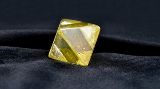 Крупный алмаз добытый на месторождении трубки "Юбилейная" получил имя