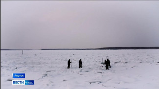 В Якутии началась подготовка первой в этом сезоне ледовой переправы через реку Лена