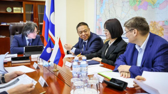 Якутия и китайская компания провинции Хэйлунцзян обсудили вопросы создания нового транспортного коридора