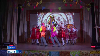 Народные гуляния и вкусные блины. Жители Якутии отметили начало Масленицы