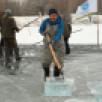 В Якутске провели субботник по заготовке льда для семей бойцов СВО и пожилых людей