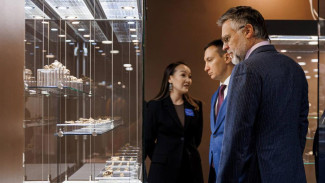 Выставка АЛРОСА "Путь бриллианта" пройдет на площадке Сокровищницы Якутии в 2024 году
