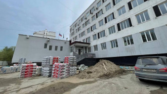 Замглавы Якутска Антон Алексеенко проверил ход благоустройства объектов и капремонта школ