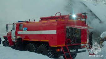 В посёлке Нижний Бестях пожарными спасена котельная и рядом стоящий магазин