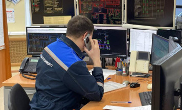 Восстановительные работы на воздушной линии "Агрошкола-1" в Якутске продлены