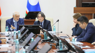 Вице-президент "Газпромбанка" Сергей Фурсенко посетил с рабочим визитом Якутию