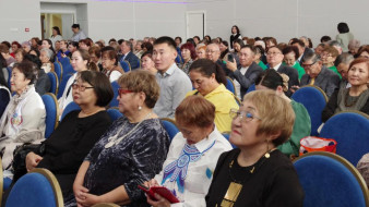 В Якутске открылся форум "Якутия за активное долголетие!"