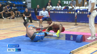 Эдэрдэргэ бастыыр иһин саха дэгит күрэһигэр бастыҥнар илин-кэлин түсүһэллэр