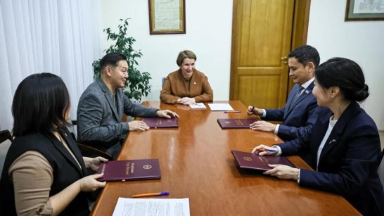 Свадебный туризм. Теперь на Ленских столбах можно заключить брак