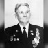 Одна из главных улиц Мирного носит имя Владимира Кузакова - первого руководителя местного авиаотряда
