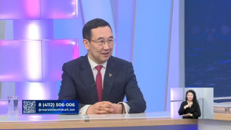 Айсен Николаев указал на необходимость более строгого контроля за ремонтом дорог