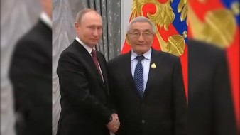 Саха сирин педагогар "Россия норуодунай учуутала" бэлиэ туттарылынна