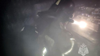 Два человека пострадали во время пожара в посёлке Усть-Нера