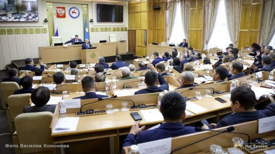 Проект закона республики о местном самоуправлении поддержан на парламентских слушаниях в Госсобрании (Ил Тумэн)