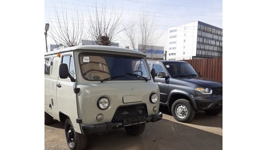 Два автомобиля УАЗ для военнослужащих Якутии отправят в зону проведения СВО