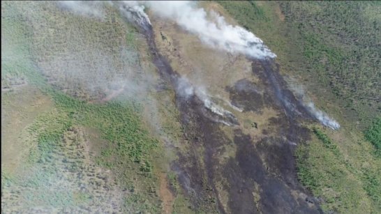 В Якутии идут работы по тушению двух лесных пожаров