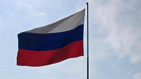 В День России на самой высокой точке Якутска состоялось торжественное поднятие Государственного флага РФ