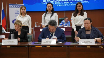 Кочевая община Иенгры получит финансирование на покупку 500 голов домашних северных оленей