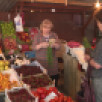 На Крестьянском рынке Якутска сезонные поставки свежих продуктов обеспечивают местные хозяйства