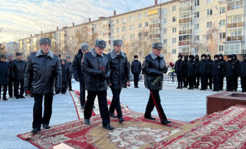 В МВД Якутии почтили память погибших при исполнении служебных обязанностей