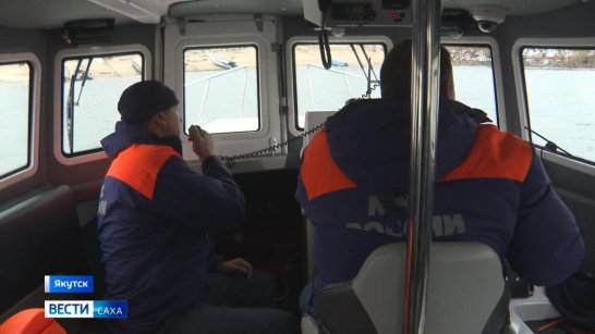 В Якутии инспекторы ГИМС патрулируют акваторию реки Лена