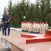 Глава Якутии в Вилюйске возложил цветы к памятнику трём Героям Советского Союза