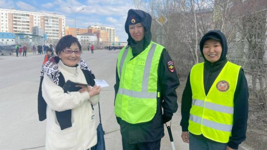 Сотрудники Госавтоинспекции Якутска провели мероприятия по безопасности с пешеходами