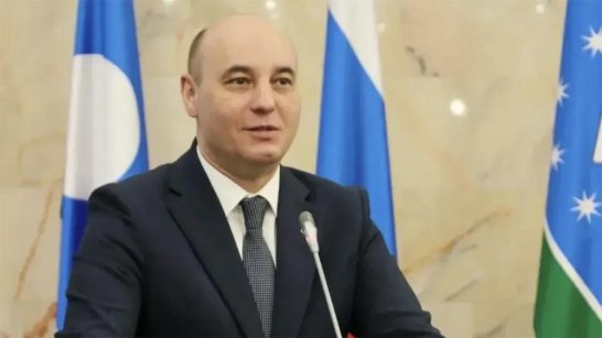 Александр Басыров переизбран главой Мирнинского района