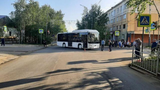 В Мирном в результате ДТП пострадал 2-летний ребенок