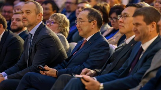 В Якутске прошла итоговая сессия форума "МАЛАЯ РОДИНА — СИЛА РОССИИ"