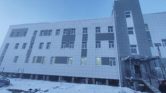 Дмитрий Садовников ознакомился с ходом строительства больничного комплекса в Чурапчинском районе