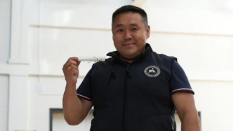 Ветеран СВО стал почетным гражданином Усть-Алданского района