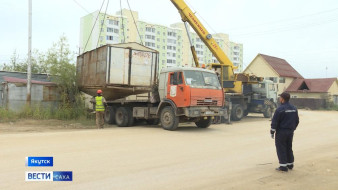 Вне закона и подлежат сносу. В Якутске вывозят самовольно установленные гаражи