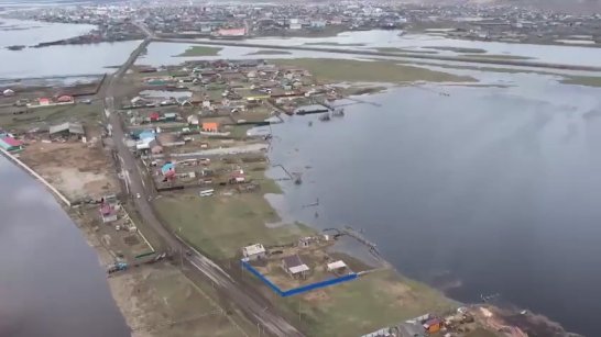 Оперштаб Якутии: в селе Амга продолжается медленный рост уровня воды