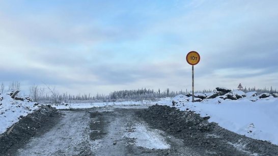 Открыт автозимник на автодороге "Алдан" в Томпонском районе