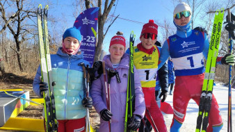 Золото у команды лыжников из Якутии на зимних играх "Дети Приморья"