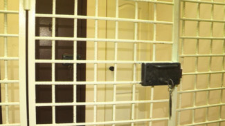 До 5 лет лишения свободы. В Якутске водитель такси подозревается в хищении телефона