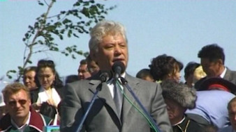Бүгүн бастакы Президеммыт Михаил Ефимович Николаев олохтон барбыта 2 сыла