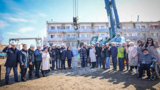 В Якутске установлена первая свая жилого корпуса Республиканского дома-интерната престарелых и инвалидов