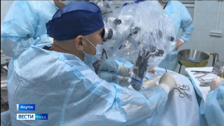 В Якутии ведущий отохирург страны провёл мастер-класс для коллег