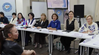 Работу семейных многофункциональных центров Якутии обсудили в ходе круглого стола