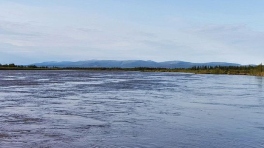 На реке Лена в пределах центральных районов продолжается спад уровня воды