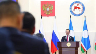 Глава Якутии поручил обеспечить стабильное финансирование льготных лекарств