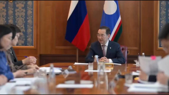 Айсен Николаев провёл совещание по развитию системы социальной защиты населения