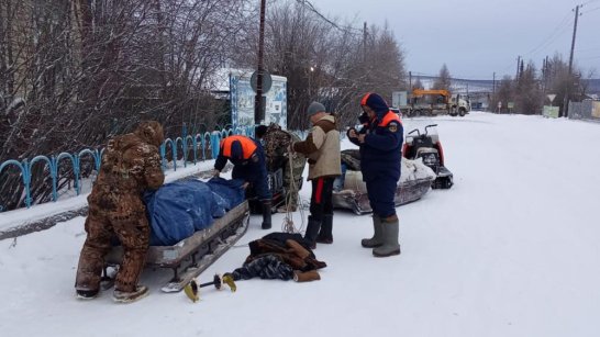 Водолазы Службы спасения выехали на место поисков пропавшего в Оленекском районе