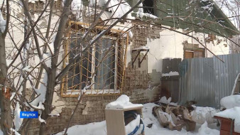 22 года без ремонта. Жильцы аварийного дома не могут получить новое жильё и находятся на грани выселения