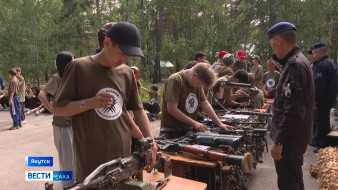 "Путь росомахи". В Якутске стартовал военно-туристический маршрут для подростков